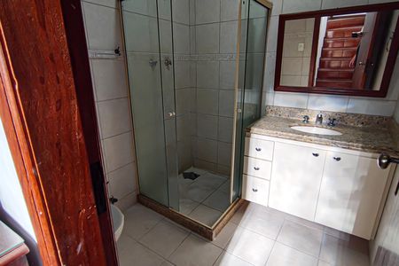 Casa à venda com 150m², 3 quartos e 1 vagabanheiro social 2