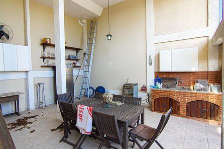 Casa à venda com 150m², 3 quartos e 1 vagaarea de lazer