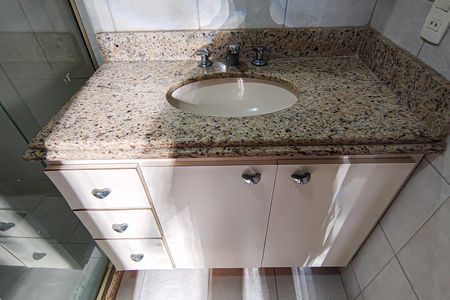 Casa à venda com 150m², 3 quartos e 1 vagabanheiro social 2