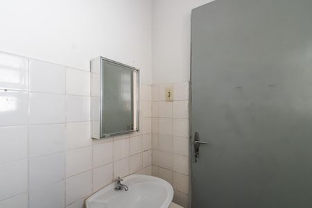 Casa à venda com 253m², 2 quartos e 2 vagas Casa à venda com 253m², 2 quartos e 2 vagasBanheiro