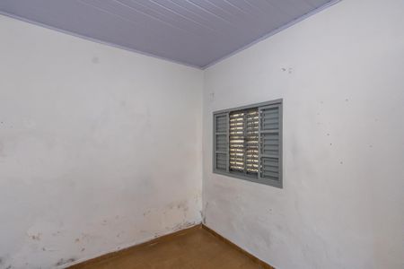 Casa à venda com 253m², 2 quartos e 2 vagas Casa à venda com 253m², 2 quartos e 2 vagasQuarto 2