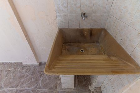 Casa para alugar com 60m², 1 quarto e 1 vaga Casa para alugar com 60m², 1 quarto e 1 vagaQuintal e Área de Serviço