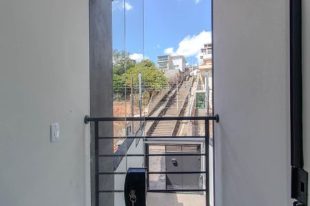 Casa à venda com 183m², 3 quartos e 2 vagas Casa à venda com 183m², 3 quartos e 2 vagasSacada da Suíte 2