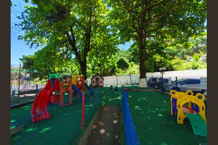 Apartamento à venda com 58m², 2 quartos e 1 vaga Apartamento à venda com 58m², 2 quartos e 1 vagaÁrea comum - Playground