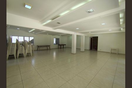Apartamento à venda com 58m², 2 quartos e 1 vaga Apartamento à venda com 58m², 2 quartos e 1 vagaÁrea comum - Salão de festas