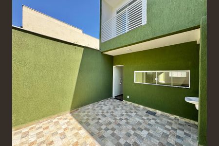 Casa de condomínio à venda com 88m², 3 quartos e 1 vagaÁrea de Serviço