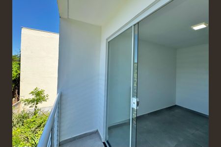 Casa de condomínio à venda com 88m², 3 quartos e 1 vagaQuarto 1 - Varanda