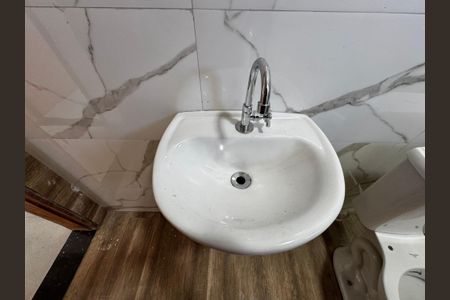 Casa de condomínio à venda com 88m², 3 quartos e 1 vagaBanheiro Social