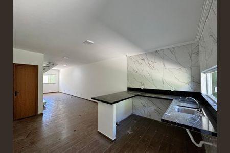 Casa de condomínio à venda com 88m², 3 quartos e 1 vagaCozinha