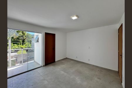 Suíte de casa de condomínio à venda com 3 quartos, 88m² em Vargem Pequena, Rio de Janeiro