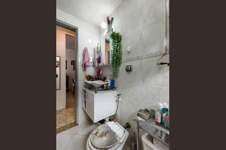 Apartamento à venda com 60m², 2 quartos e 1 vagaBanheiro Corredor