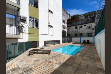 Apartamento à venda com 60m², 2 quartos e 1 vagaÁrea comum - Piscina