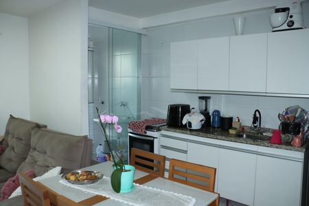 Apartamento para alugar com 3 quartos, 61m² em Jardim Marilu, Cotia