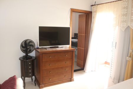 Casa à venda com 306m², 3 quartos e 5 vagasSuíte 2