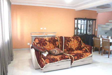 Casa à venda com 306m², 3 quartos e 5 vagasSala