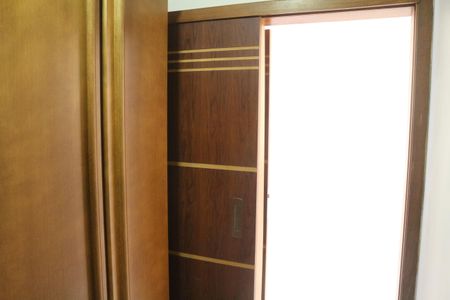 Casa à venda com 306m², 3 quartos e 5 vagasCloset da suíte 2