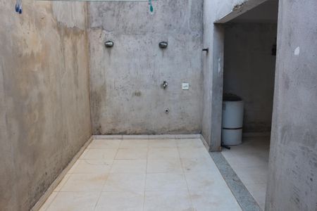 Casa à venda com 306m², 3 quartos e 5 vagasQuintal