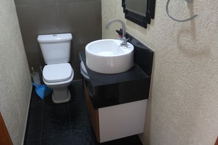 Casa à venda com 306m², 3 quartos e 5 vagasLavabo 2