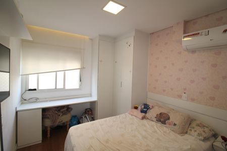 Apartamento à venda com 123m², 3 quartos e 3 vagasQuarto 2