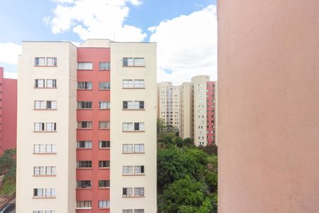 Vista  de apartamento à venda com 2 quartos, 57m² em Bandeiras, Osasco