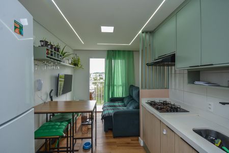 Sala/Cozinha de apartamento para alugar com 2 quartos, 35m² em Socorro, São Paulo