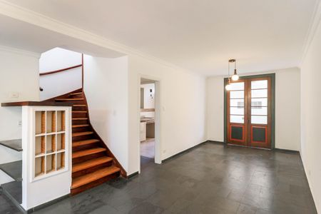 Sala de casa à venda com 3 quartos, 178m² em Vila Cordeiro, São Paulo