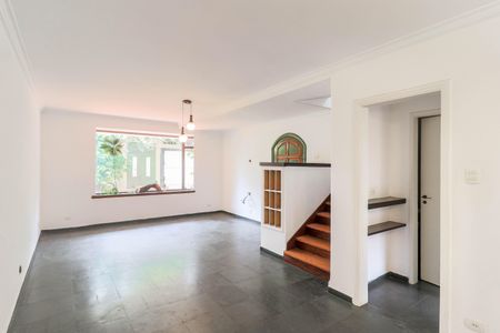 Sala de casa à venda com 3 quartos, 178m² em Vila Cordeiro, São Paulo