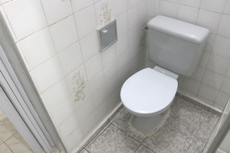 Banheiro de casa para alugar com 1 quarto, 100m² em Santa Maria, São Caetano do Sul