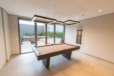 Apartamento à venda com 28m², 1 quarto e sem vaga Apartamento à venda com 28m², 1 quarto e sem vagaSala de jogos