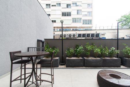 Apartamento à venda com 28m², 1 quarto e sem vaga Apartamento à venda com 28m², 1 quarto e sem vagacoworking