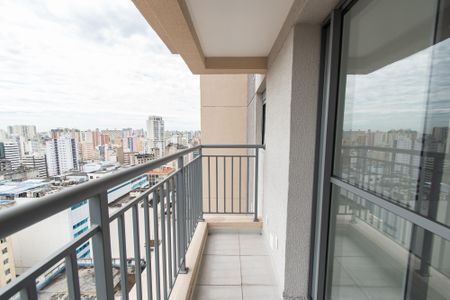 Apartamento à venda com 28m², 1 quarto e sem vaga Apartamento à venda com 28m², 1 quarto e sem vagaVaranda