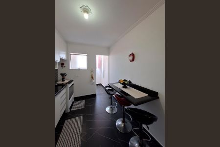 Apartamento à venda com 70m², 2 quartos e 2 vagasCozinha