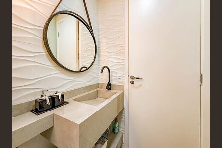 Banheiro Social de apartamento para alugar com 2 quartos, 69m² em Vila Água Funda, São Paulo