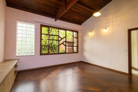 Casa à venda com 3 quartos, 320m² em Cidade Universitária, Campinas