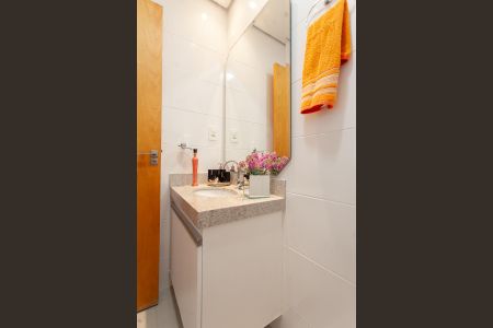 Apartamento à venda com 180m², 3 quartos e 3 vagas Apartamento à venda com 180m², 3 quartos e 3 vagasLavabo