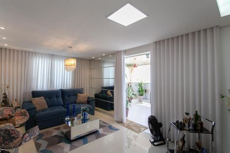 Apartamento à venda com 180m², 3 quartos e 3 vagas Apartamento à venda com 180m², 3 quartos e 3 vagasSala 2