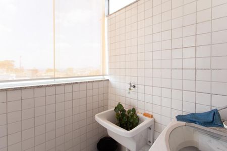 Apartamento à venda com 180m², 3 quartos e 3 vagas Apartamento à venda com 180m², 3 quartos e 3 vagasÁrea de Serviço