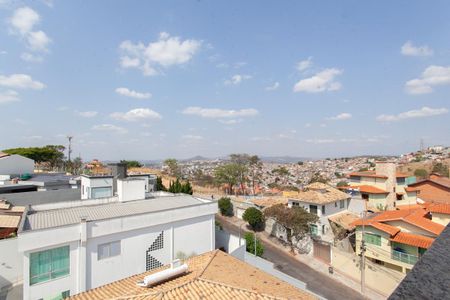 Apartamento à venda com 180m², 3 quartos e 3 vagas Apartamento à venda com 180m², 3 quartos e 3 vagasVista