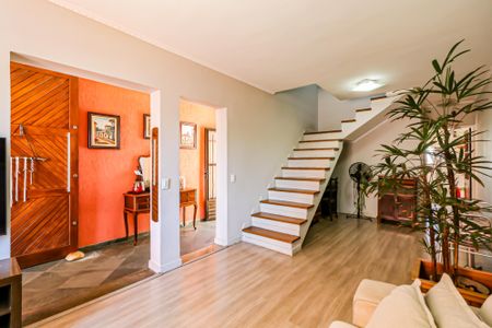 Casa à venda com 200m², 3 quartos e 5 vagasSala