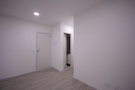 Apartamento para alugar com 38m², 2 quartos e sem vaga Apartamento para alugar com 38m², 2 quartos e sem vagaSala
