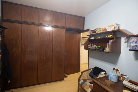 Casa à venda com 600m², 6 quartos e 10 vagasQuarto 3