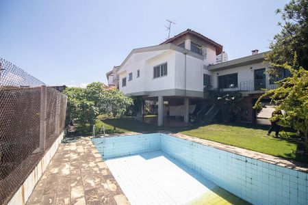 Casa à venda com 600m², 6 quartos e 10 vagasPiscina