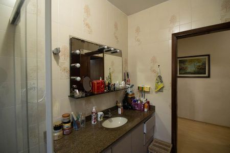 Casa à venda com 600m², 6 quartos e 10 vagasBanheiro 1