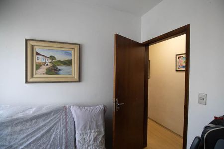 Casa à venda com 600m², 6 quartos e 10 vagasQuarto 2