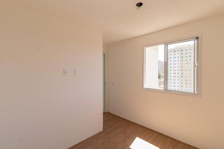 Quarto 1 de apartamento para alugar com 2 quartos, 32m² em Vila Carmosina, São Paulo