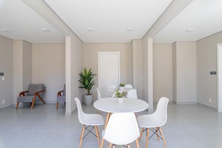 Apartamento para alugar com 32m², 2 quartos e sem vaga Apartamento para alugar com 32m², 2 quartos e sem vagaÁrea Comum - Salão de Festas