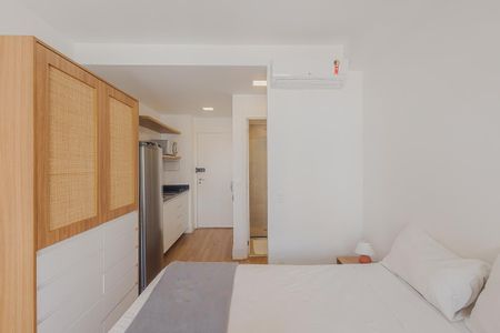 Quarto de kitnet/studio para alugar com 1 quarto, 25m² em Cerqueira César, São Paulo
