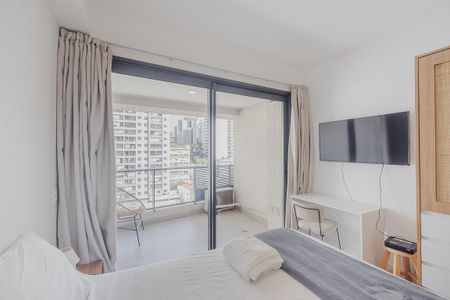 Quarto de kitnet/studio para alugar com 1 quarto, 25m² em Cerqueira César, São Paulo