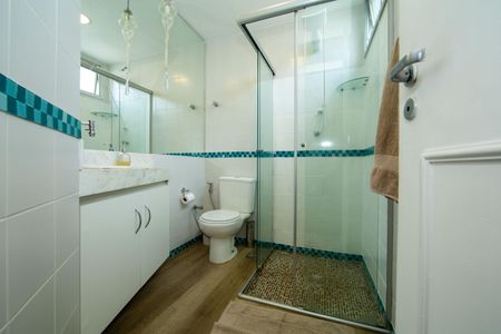 Apartamento à venda com 100m², 1 quarto e 2 vagas Apartamento à venda com 100m², 1 quarto e 2 vagasBANHEIRO