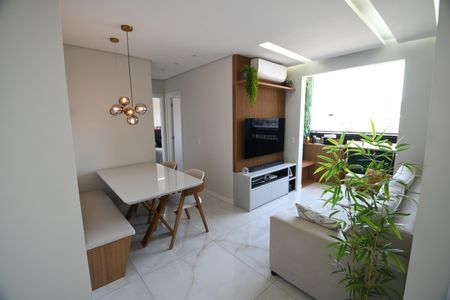 Sala de apartamento à venda com 2 quartos, 56m² em Bonfim, Campinas